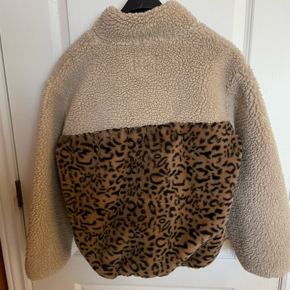 RAILS
Saga Leopard Print Teddy Quarter-Zip Pullover Jacket Small - Picture 2 of 4
